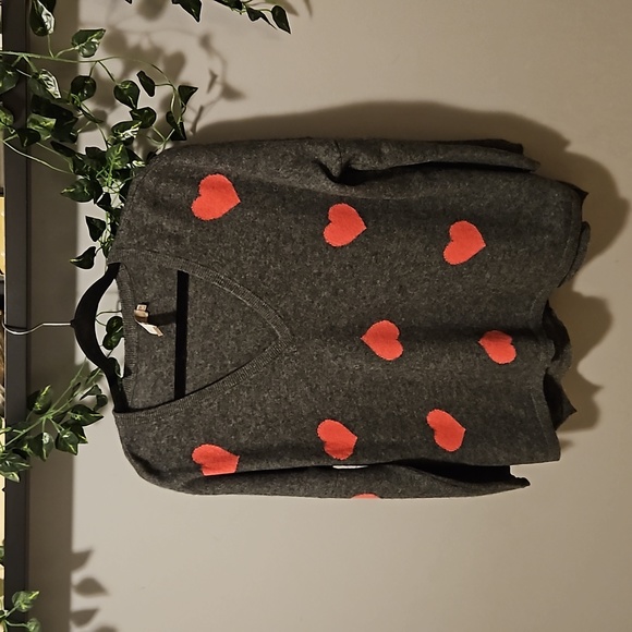 Brodie Cashmere Sweaters - Brodie Fine Cashmere heart sweater